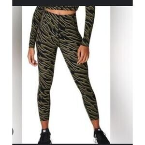 Sweaty Bettt High Waist Green Full Length Leggings Size: 8-10